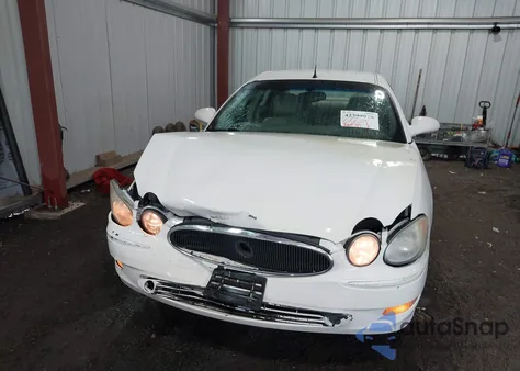2005 Buick Lacrosse Cxl из США, поврежденный, VIN 2G4WD532051230296